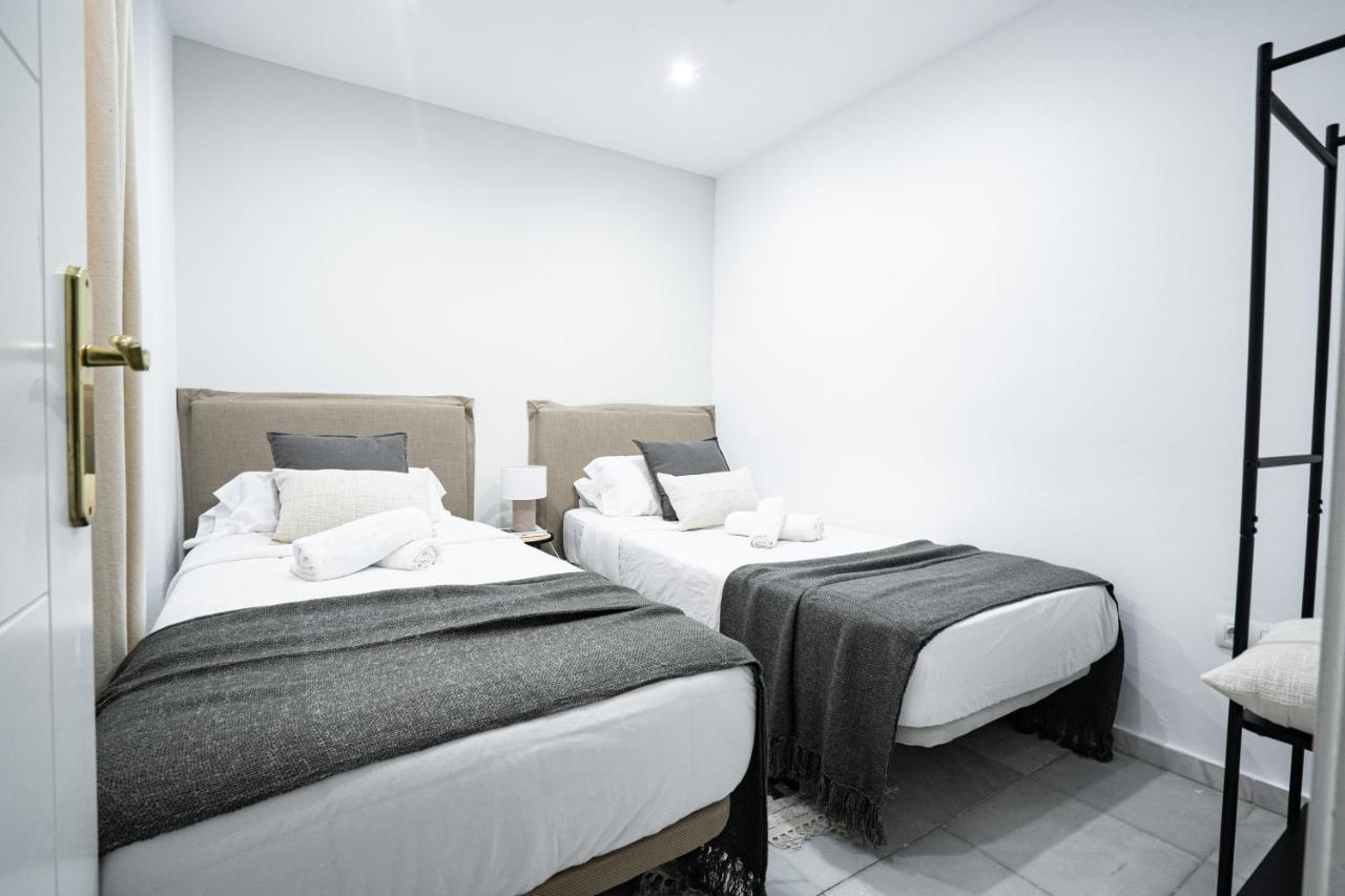 U-nique Plaza Constitucion Apartment Málaga